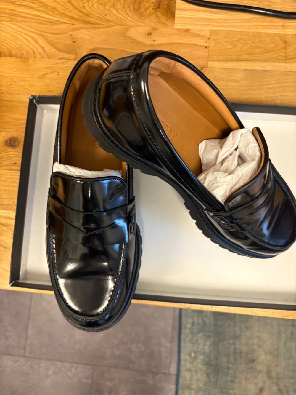 Men’s Thursday Boots Black Patent Leather Penny Loafer size 9